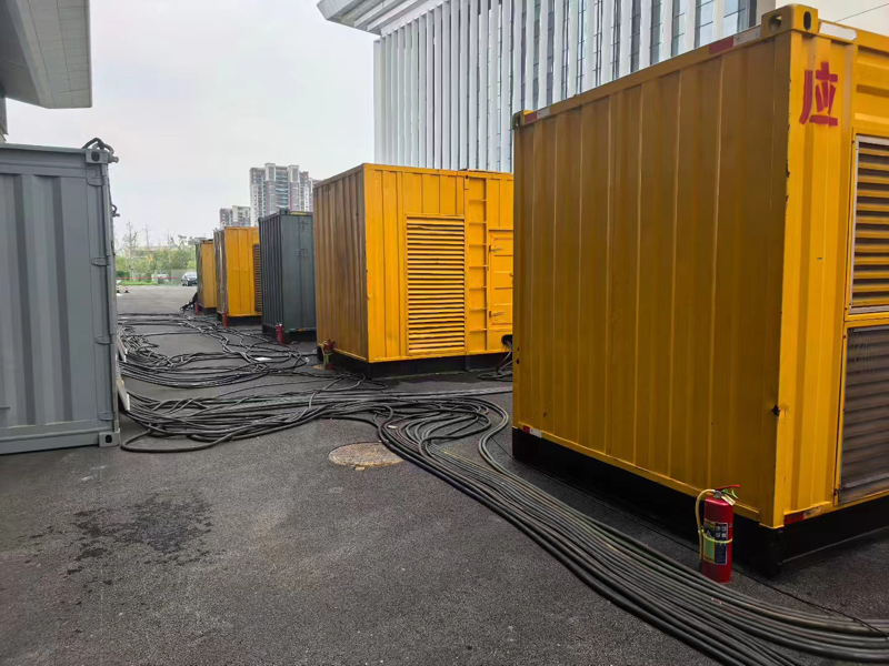 多文镇不同季节柴油发电机组保养有哪些注意事项?