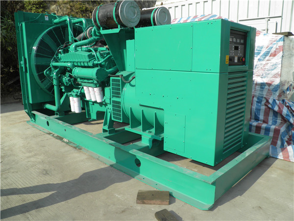 多文镇发电车出租-柴油发电机组在使用的过程中应该做好哪些防护工作